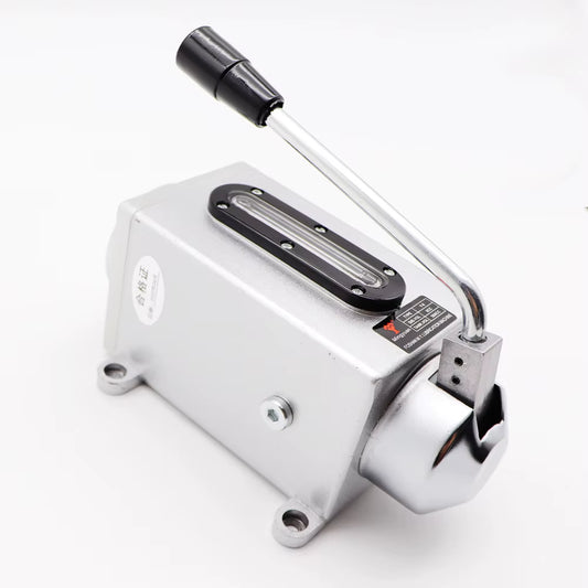 (مزيتة (مانوال - Manual Oiler